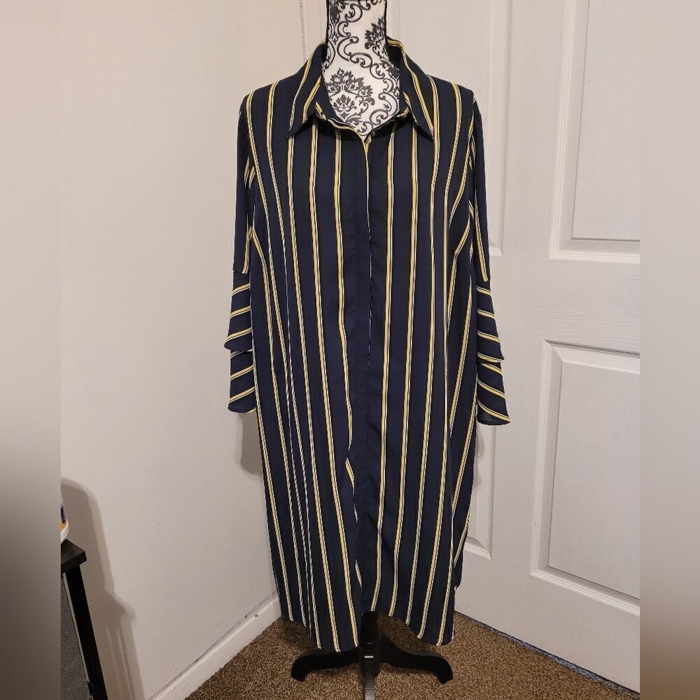 Beautiful shirt striped shirt dress with bell ruffled sleeve‎